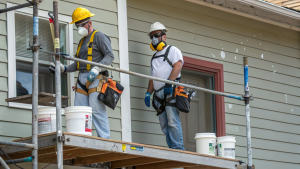contractors-wearing-protective-gears-and-harness- 